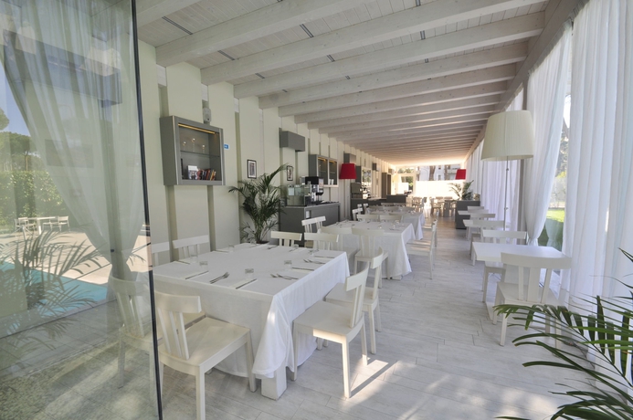 Imagen del bar/restaurante del Hotel Italiana Hotels Florence. Foto 2