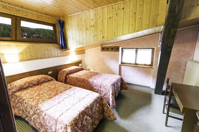 Imagen de la habitación del Hotel Italo. Foto 20