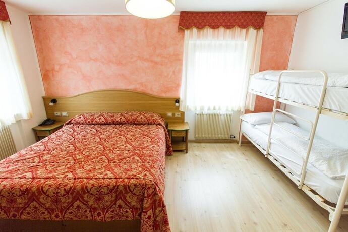 Imagen general del Hotel Italo. Foto 14