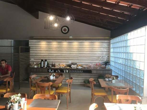 Imagen del bar/restaurante del Hotel Itamarati, Uberl&acirc;ndia. Foto 5