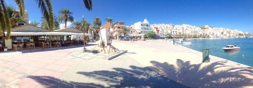 Imagen del bar/restaurante del Hotel Itanos. Foto 7