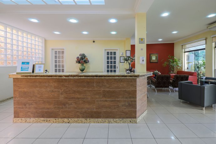 Imagen de los interiores del Hotel Itapema. Foto 20