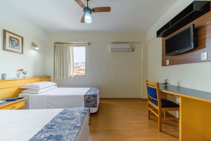 Imagen de la habitación del Hotel Itapetinga. Foto 7