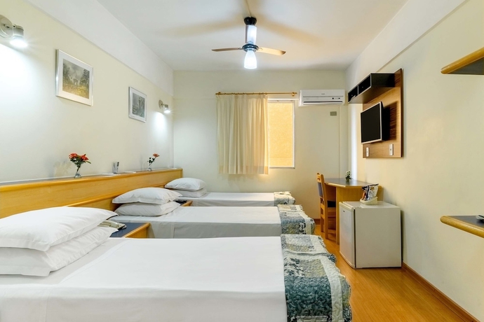 Imagen de la habitación del Hotel Itapetinga. Foto 9