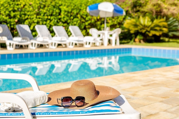 Imagen de la piscina del Hotel Itapetinga. Foto 19