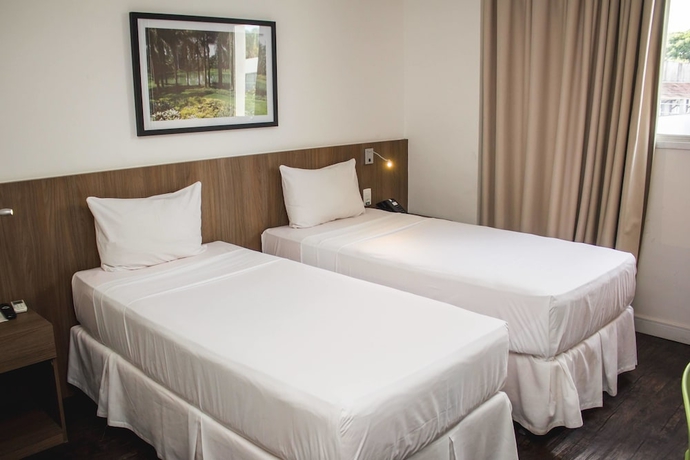 Imagen de la habitación del Hotel Itapo&atilde; Executive. Foto 11