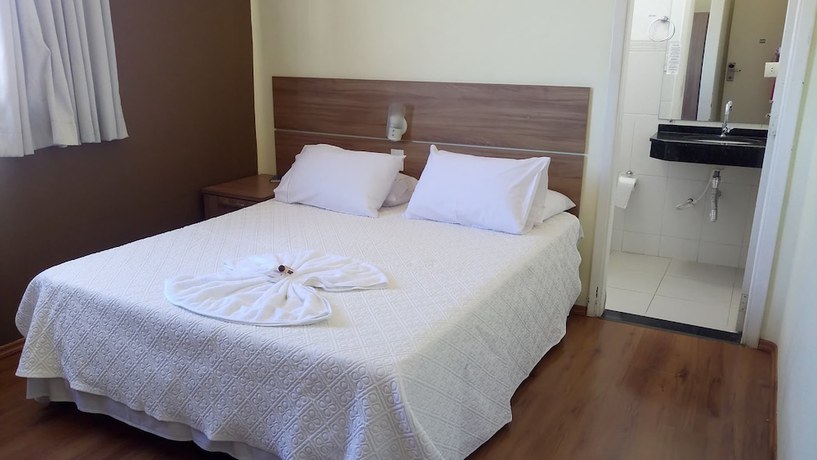 Imagen de la habitación del Hotel Itaver&aacute;. Foto 6