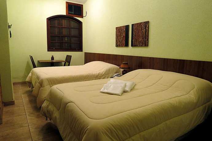 Imagen de la habitación del Hotel Itaygua. Foto 17