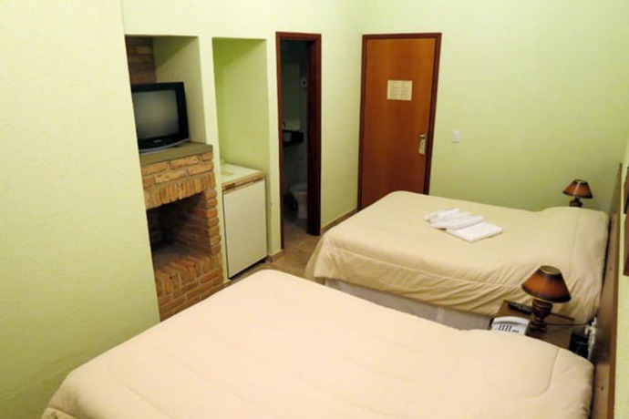 Imagen de la habitación del Hotel Itaygua. Foto 18