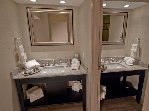 Imagen de la habitación del Hotel Ithaca. Foto 7