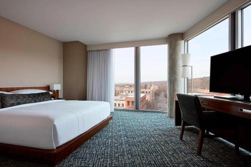 Imagen general del Hotel Ithaca Marriott Downtown On The Commons. Foto 3