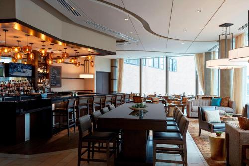 Imagen general del Hotel Ithaca Marriott Downtown On The Commons. Foto 11