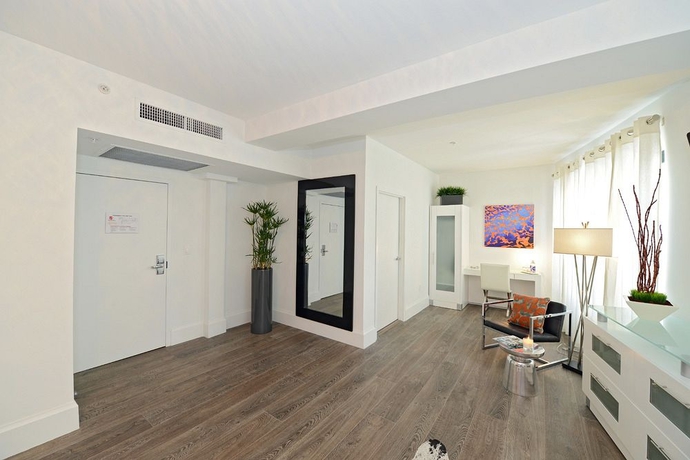 Imagen de los interiores del Hotel Ithaca Of South Beach. Foto 11