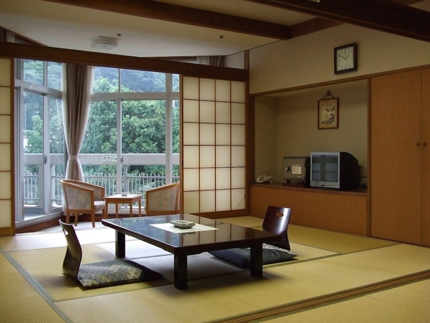 Imagen de la habitación del Hotel Itoen Shikisai. Foto 8