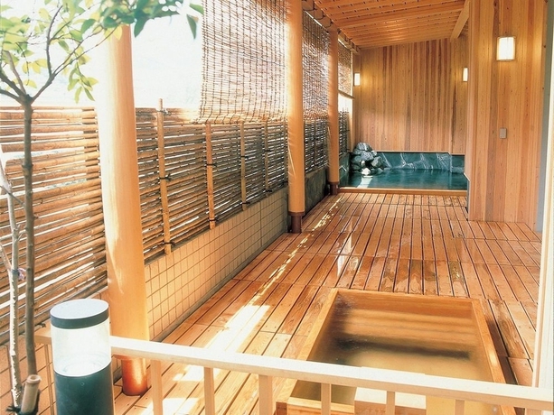 Imagen de los interiores del Hotel Itoen Shikisai. Foto 14