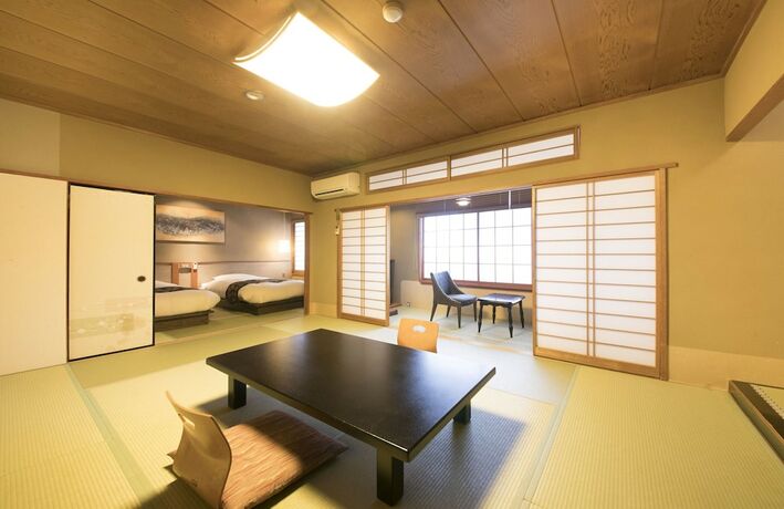 Imagen de la habitación del Hotel Itoyanagi Koyado Yuwa. Foto 21