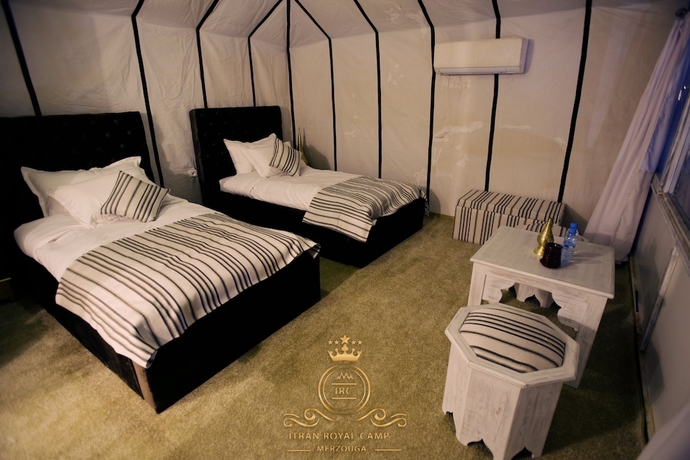 Imagen de la habitación del Hotel Itran Royal Camp. Foto 5