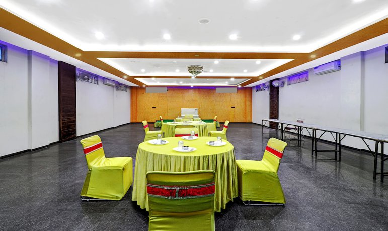 Imagen de los interiores del Hotel Itsy By Treebo - Anjali Mahal. Foto 16