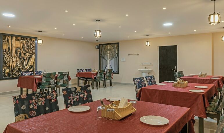 Imagen general del Hotel Itsy By Treebo - Kashi Grand, BHU. Foto 15