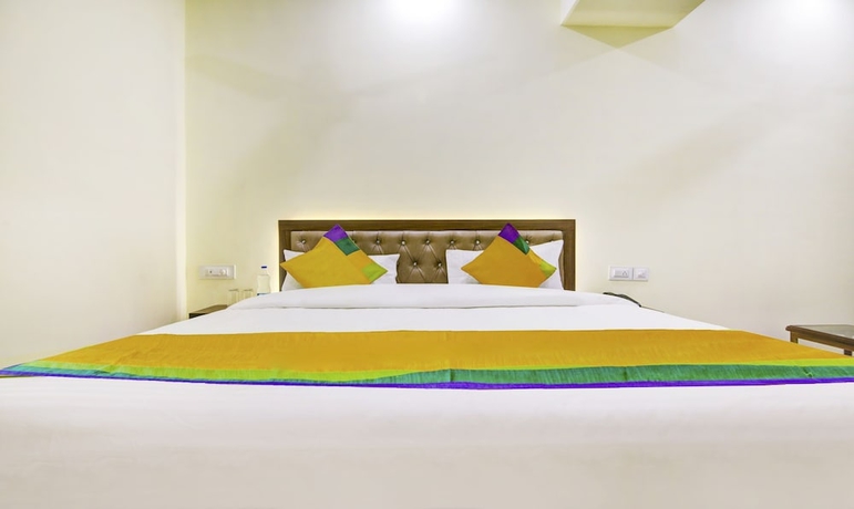 Imagen de la habitación del Hotel Itsy By Treebo - Oasis Inn. Foto 11