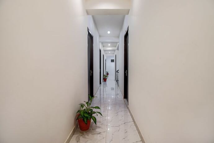Imagen general del Hotel Itsy By Treebo - Om Pushp Residency. Foto 16