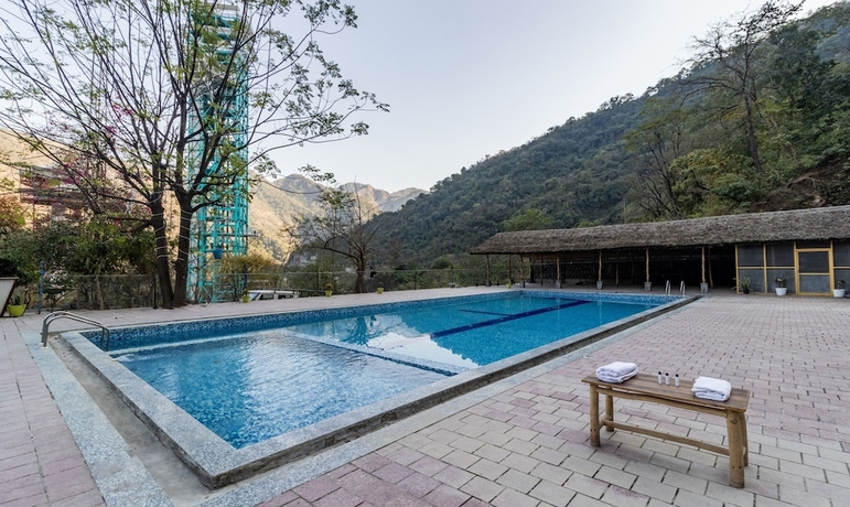 Imagen de la piscina del Hotel Itsy By Treebo - Paddler Zone. Foto 18