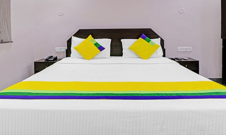 Imagen de la habitación del Hotel Itsy By Treebo - Raj Resort. Foto 17