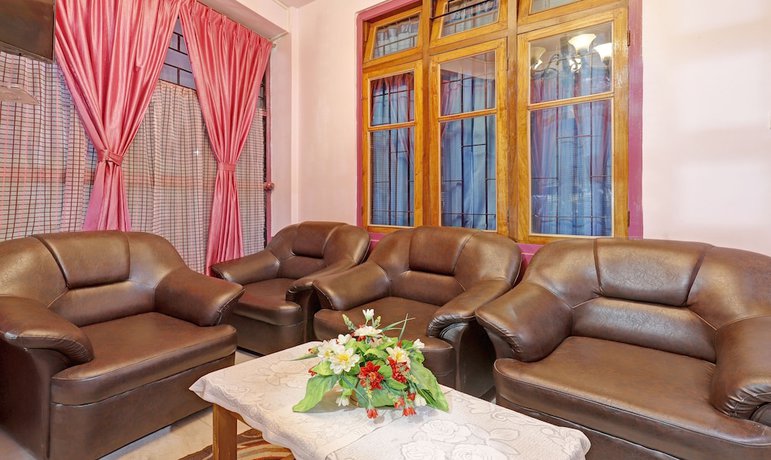 Imagen de los interiores del Hotel Itsy By Treebo - Shillong Tower Guesthouse. Foto 18