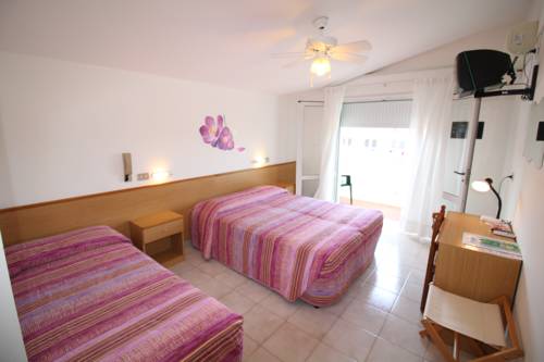 Imagen de la habitación del Hotel Itta. Foto 2