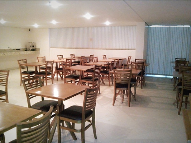 Imagen del bar/restaurante del Hotel Itupeva Plaza. Foto 2