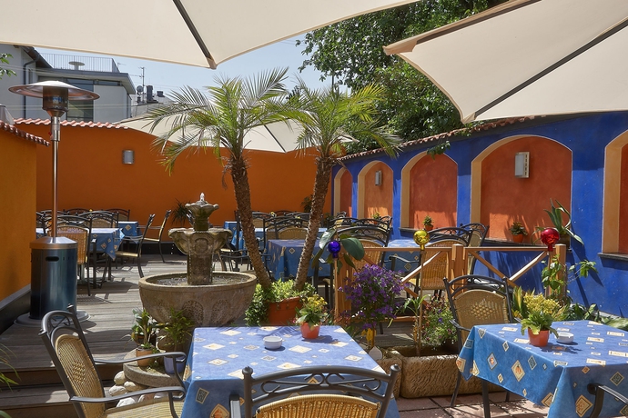 Imagen de los exteriores del Hotel Itzlinger Hof. Foto 13