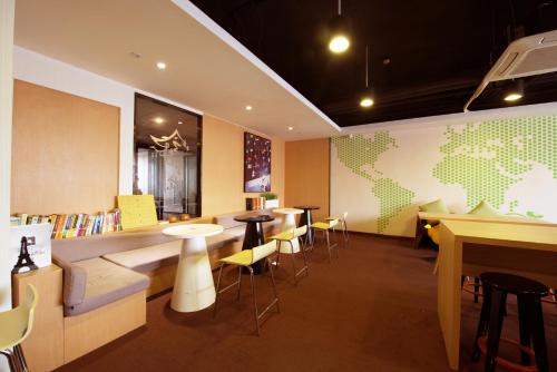 Imagen general del Hotel Iu Suzhou Railway Station Wanda Square. Foto 1