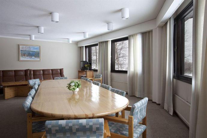 Imagen de los interiores del Hotel Ivalo. Foto 10