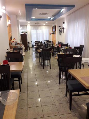 Imagen del bar/restaurante del Hotel Ivana, Lido Di Jesolo. Foto 3