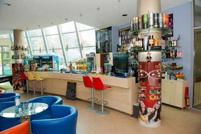 Imagen general del Hotel Ivana Palace. Foto 10