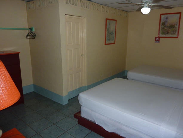 Imagen de la habitación del Hotel Ivania's. Foto 6