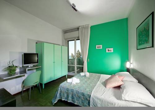 Imagen de la habitación del Hotel Ivano. Foto 4