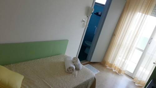 Imagen de la habitación del Hotel Ivano. Foto 8