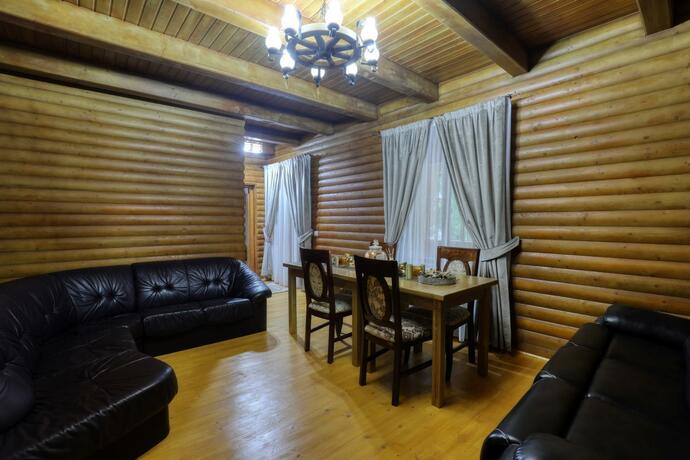 Imagen general del Hotel Ivascu. Foto 4