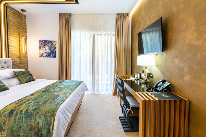 Imagen general del Hotel Ivascu. Foto 36