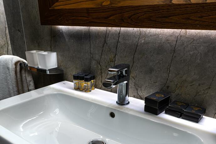 Imagen general del Hotel Ivascu. Foto 42