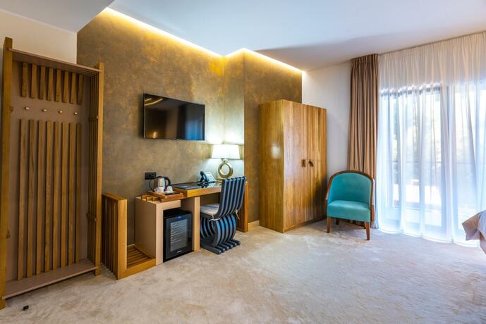 Imagen general del Hotel Ivascu. Foto 53