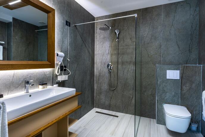 Imagen general del Hotel Ivascu. Foto 65