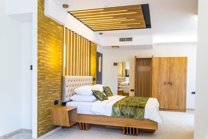 Imagen general del Hotel Ivascu. Foto 79