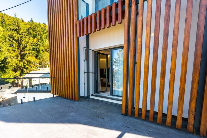 Imagen general del Hotel Ivascu. Foto 86