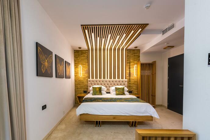 Imagen general del Hotel Ivascu. Foto 101