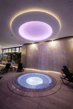 Imagen general del Hotel Ivascu. Foto 117