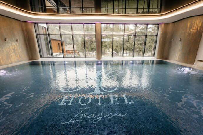 Imagen general del Hotel Ivascu. Foto 131