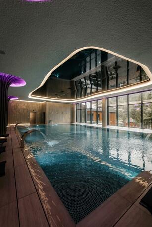 Imagen general del Hotel Ivascu. Foto 138