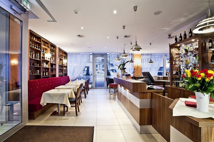 Imagen del bar/restaurante del Hotel Ivbergs Berlin Messe. Foto 2